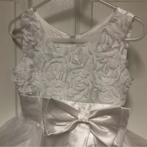 Unbranded Tulle Formal Dress - Picture 4 of 16